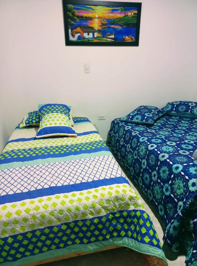 Hostel Kumho Home Medellin Exterior photo